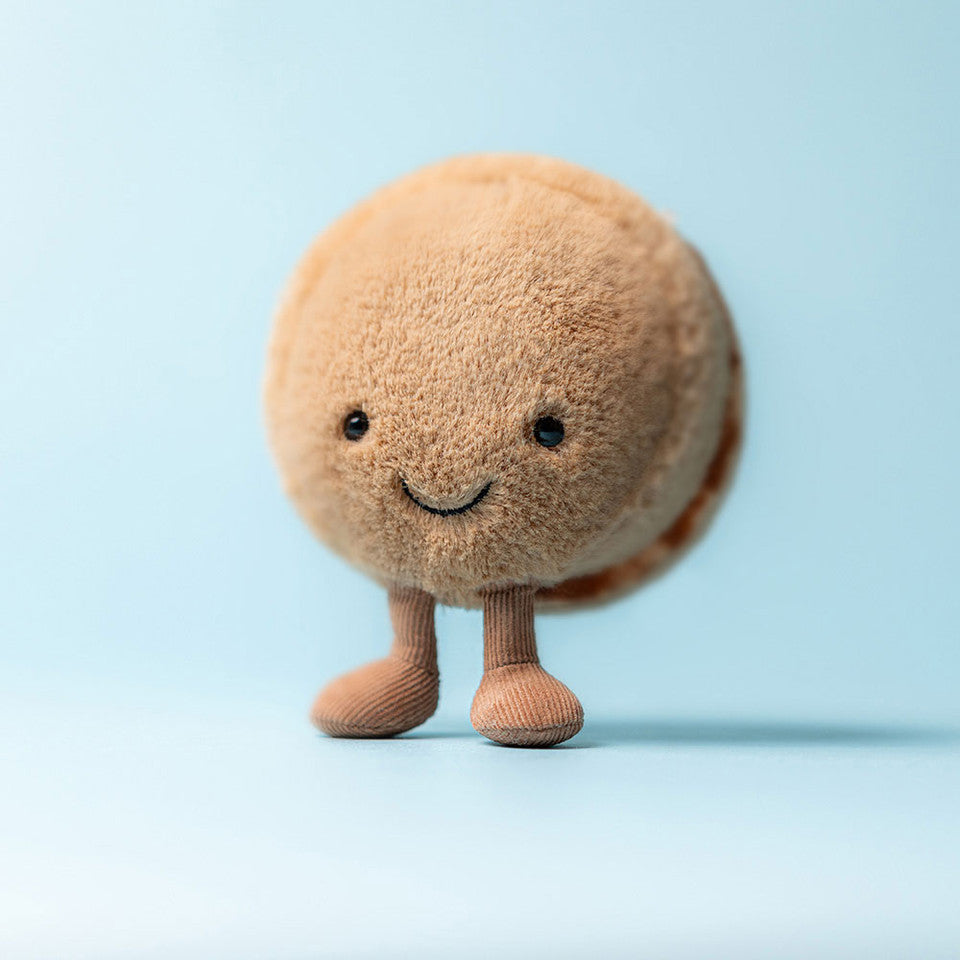 Jellycat | Amuseables Mona Macaron