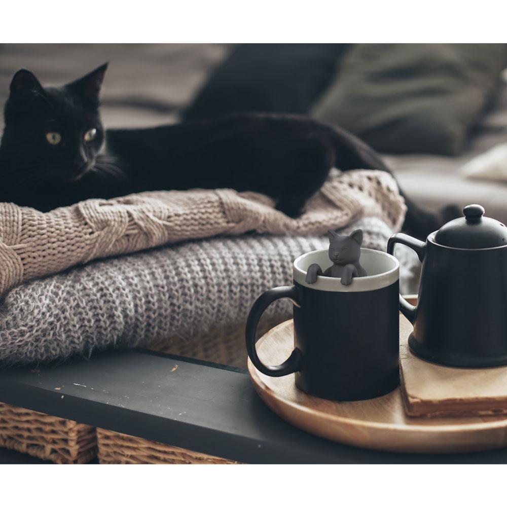 Fred | Purr Tea Tea Infuser